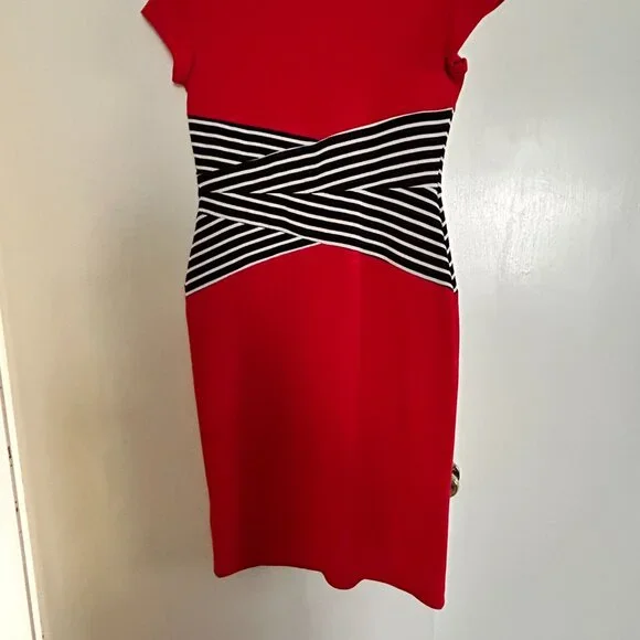 Women's Shelby & Palmer Dress - Picture 2 of 3